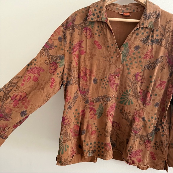 Vintage Earthy Floral Button-Up Shirt - Picture 2 of 5